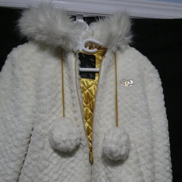 ECKO UNLTD RED | White Quilted Faux Fur Jacket with Pom Pom Hood Drawstring - Picture 12 of 16